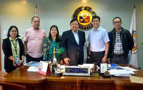 IN PHOTOS: BIR REG'L OFFICE .